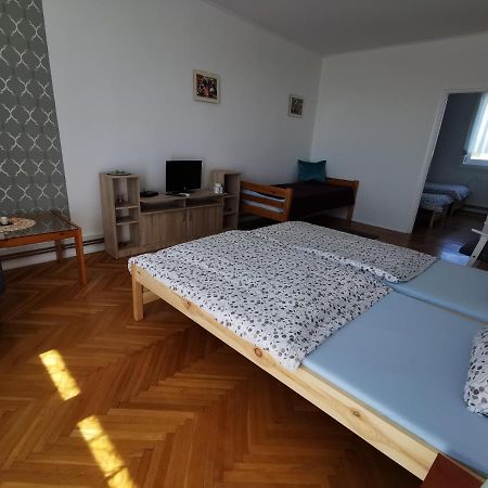 Apartmán Acceptus Domus Szombathely Exteriér fotografie